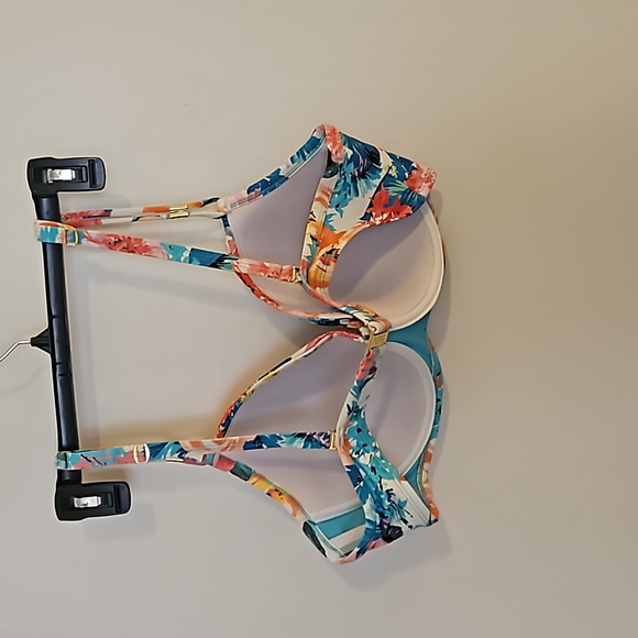 Bleu Rod Beattie 38DD Wired Bikini Top - Picture 4 of 4